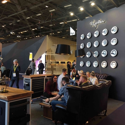 vinilyze-silmo-2019-paris-france-18sqm.JPG